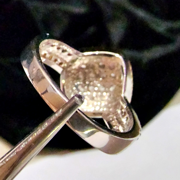 925 Sterling Silver Diamond Ring - Picture 6 of 10